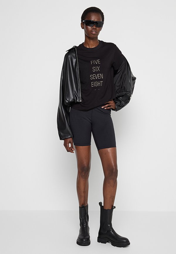 Armani Exchange