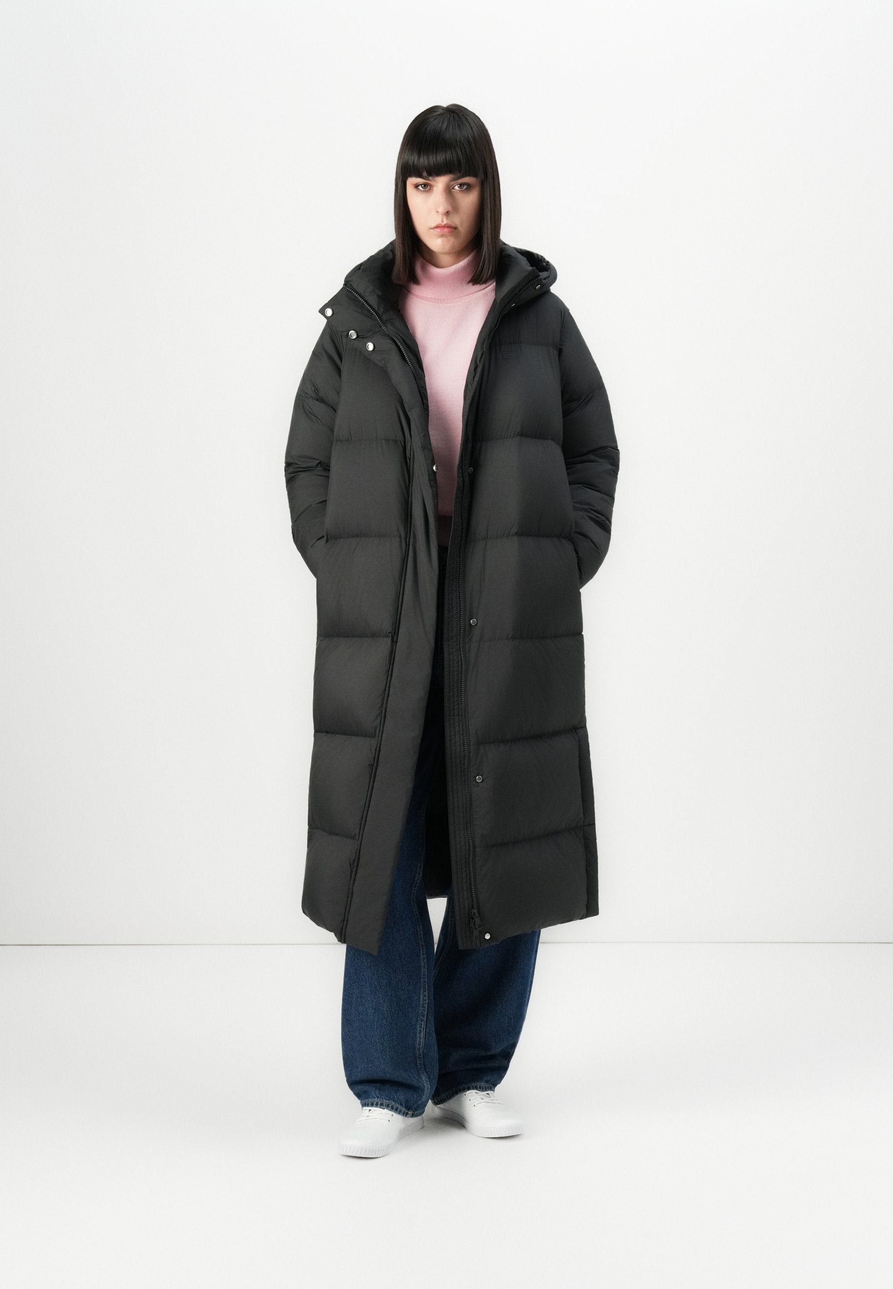 MODERN MAXI COAT Media 2