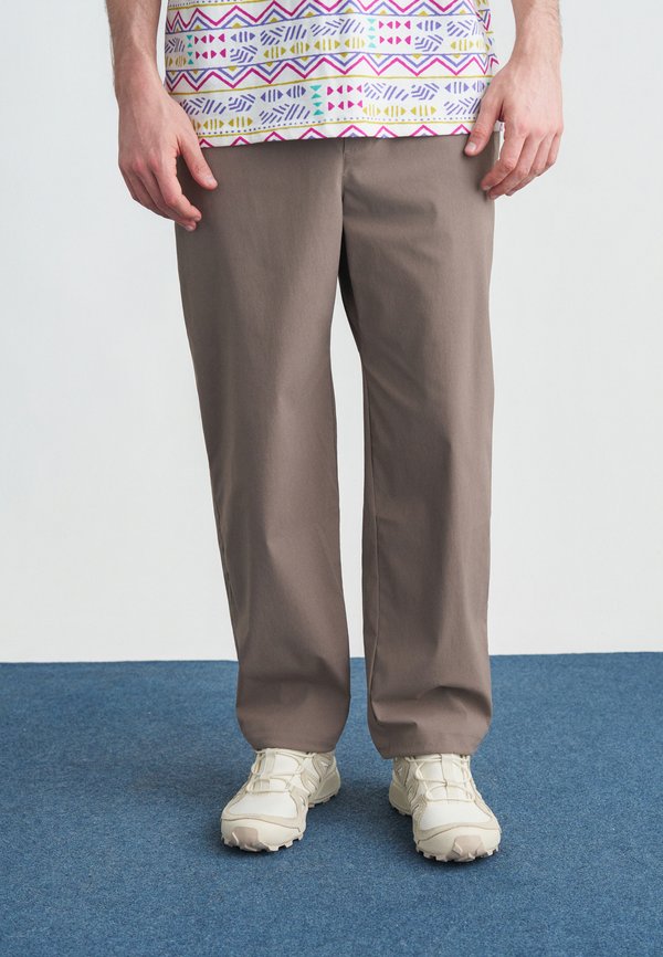 Columbia CHILL CREEK™ LIGHTWEIGHT PANT