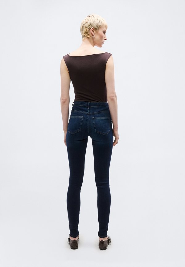 Vero Moda Tall VMPOLLY