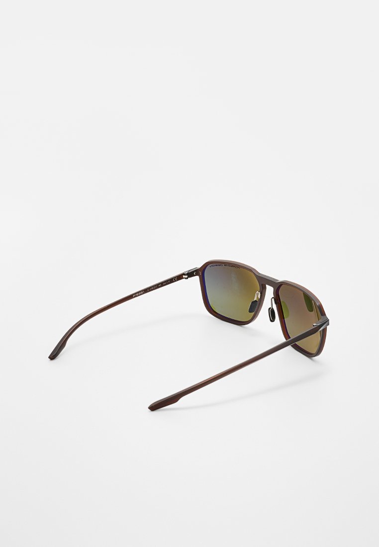 Porsche Design P8961