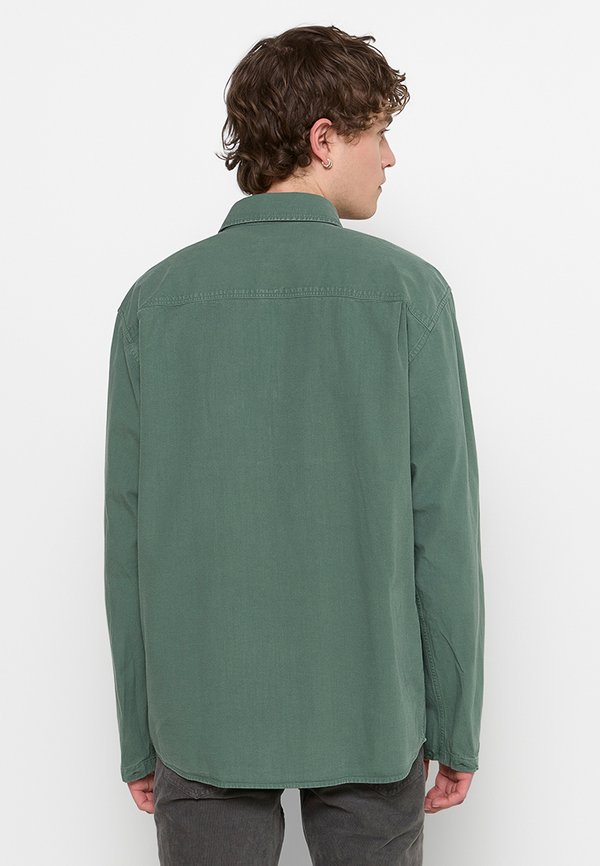 CLOSED UTILITY REGULAR FIT