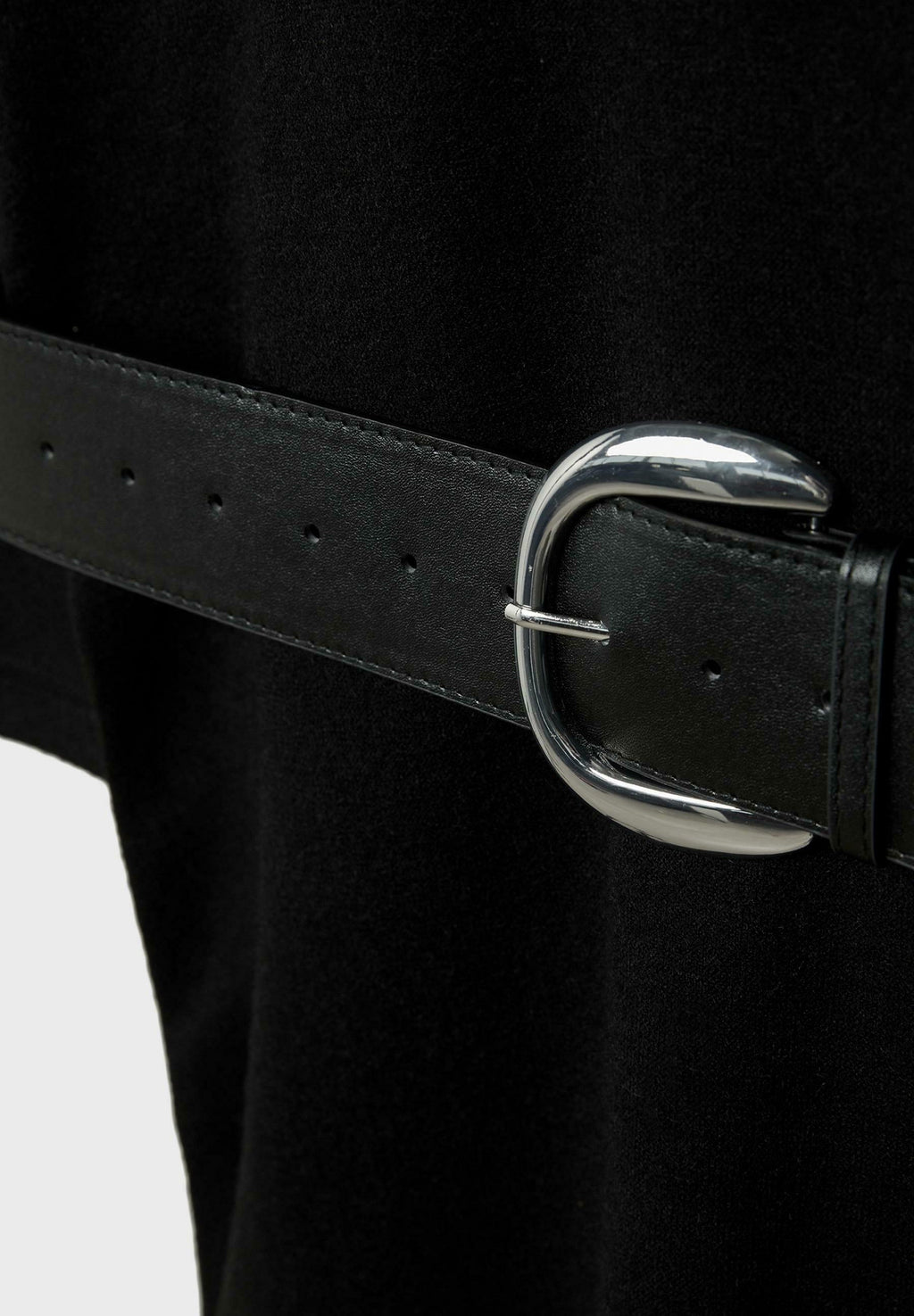 Stradivarius SHORT WITH BELT