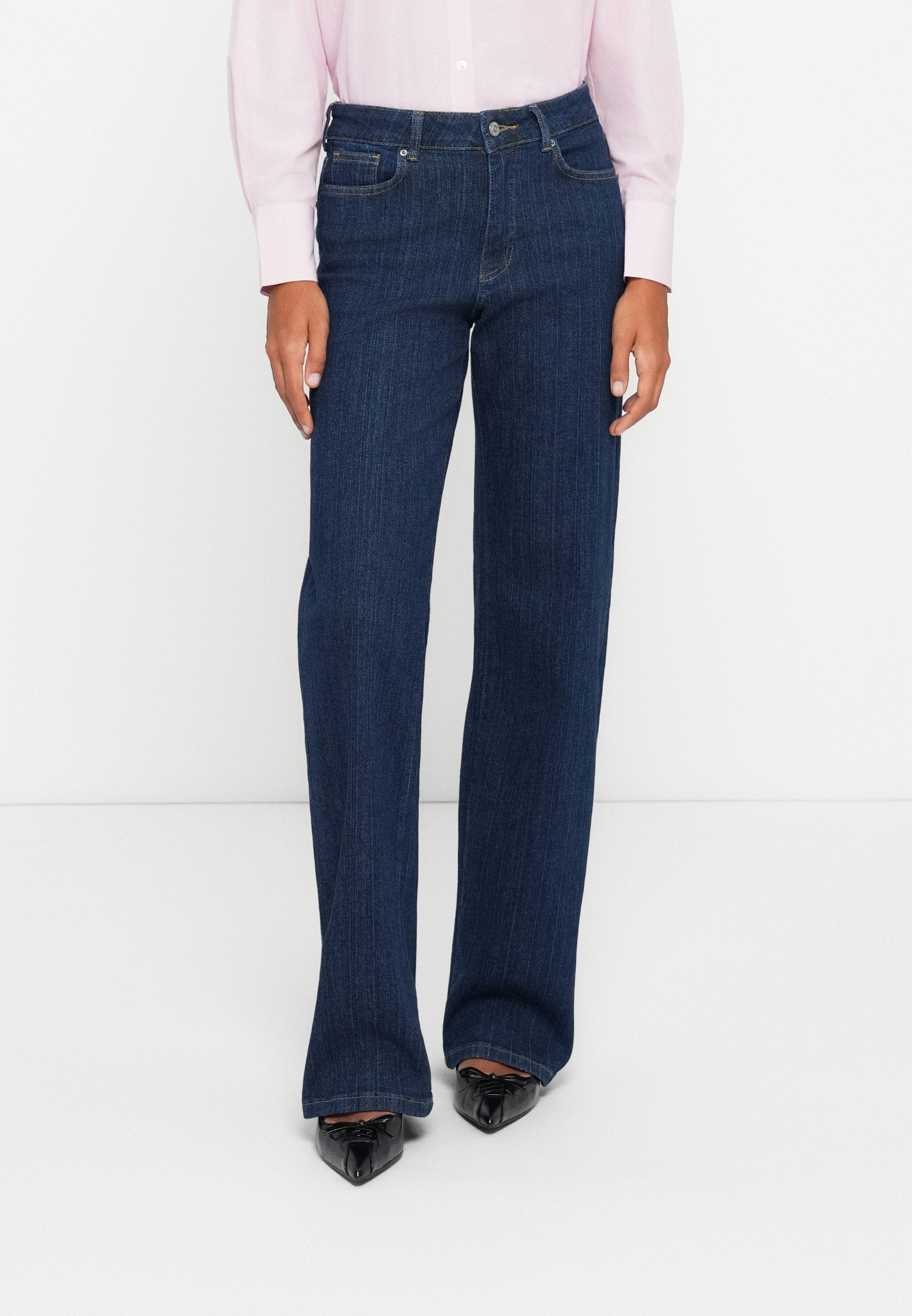 ONLELLA MID WAIST Media 3