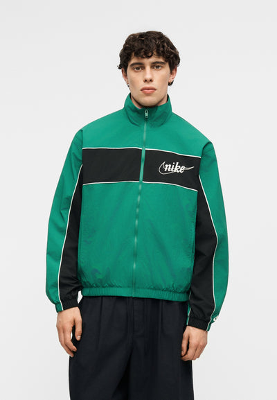 Nike Sportswear CLUB