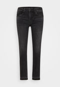 AG Jeans GIRLFRIEND MIDRISE