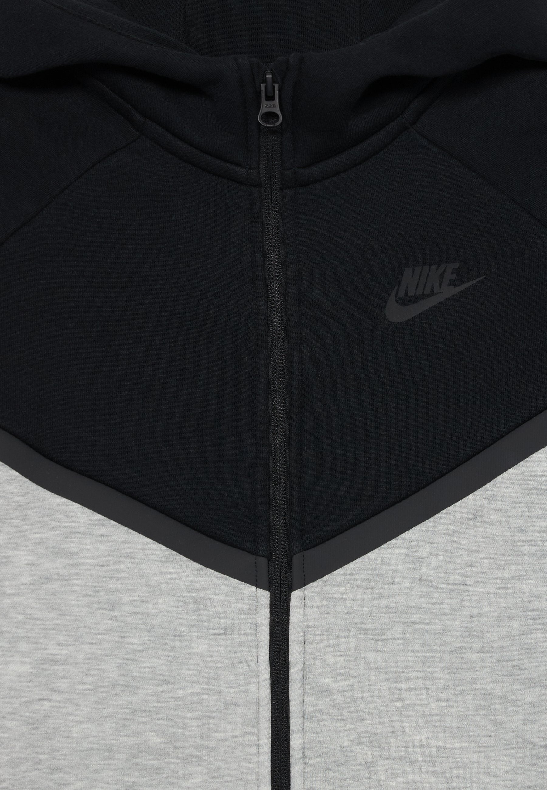 Nike Sportswear PLUS SIZE
