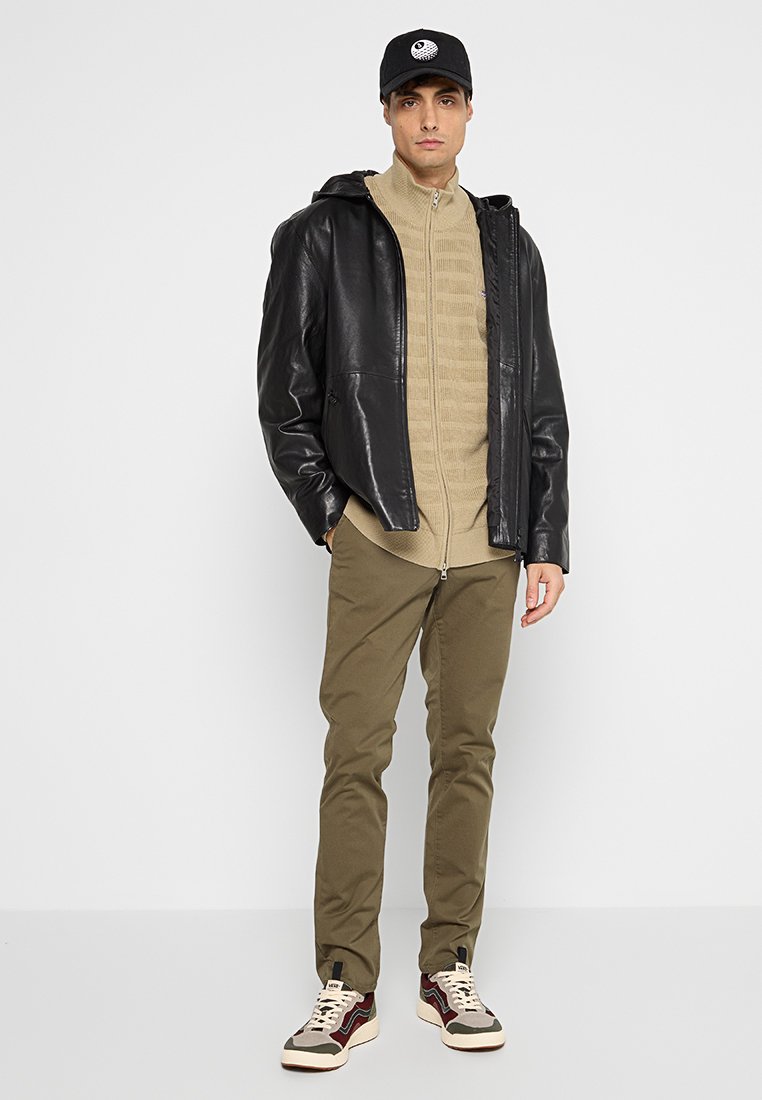 GANT