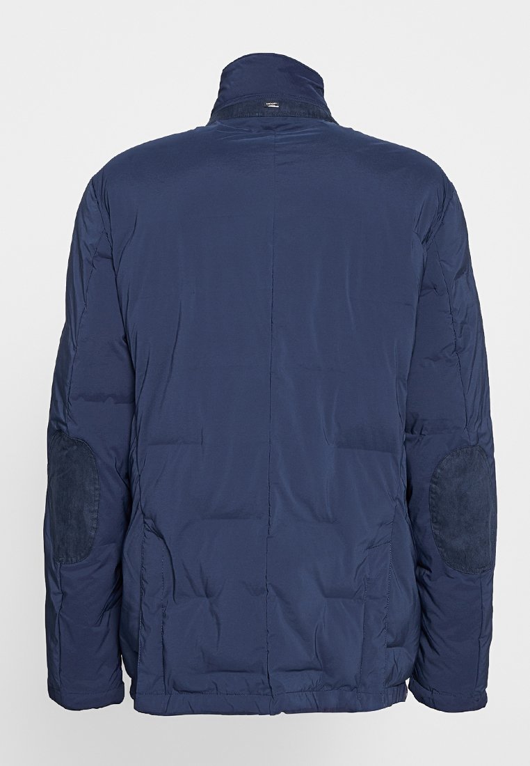 Hackett London