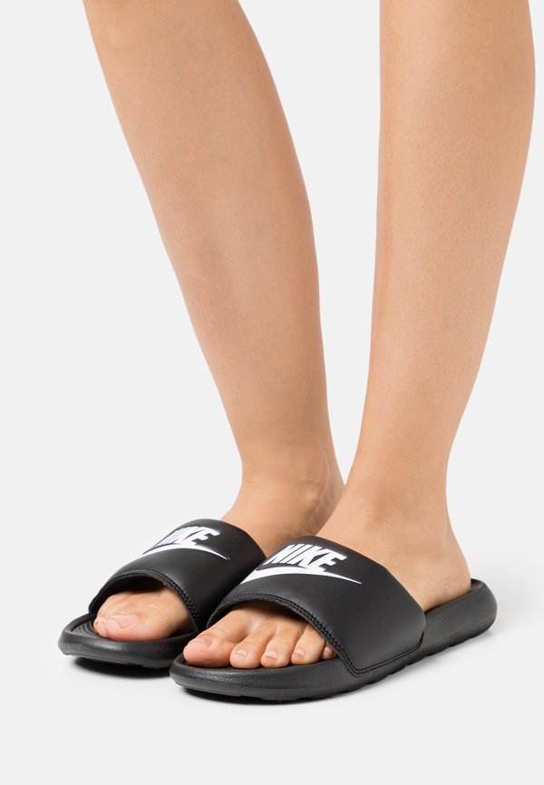 Nike Sportswear VICTORI ONE SLIDE - Mules - black/white