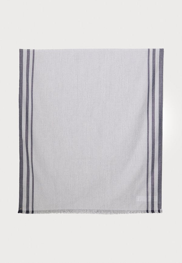 Pier One by Zalando
