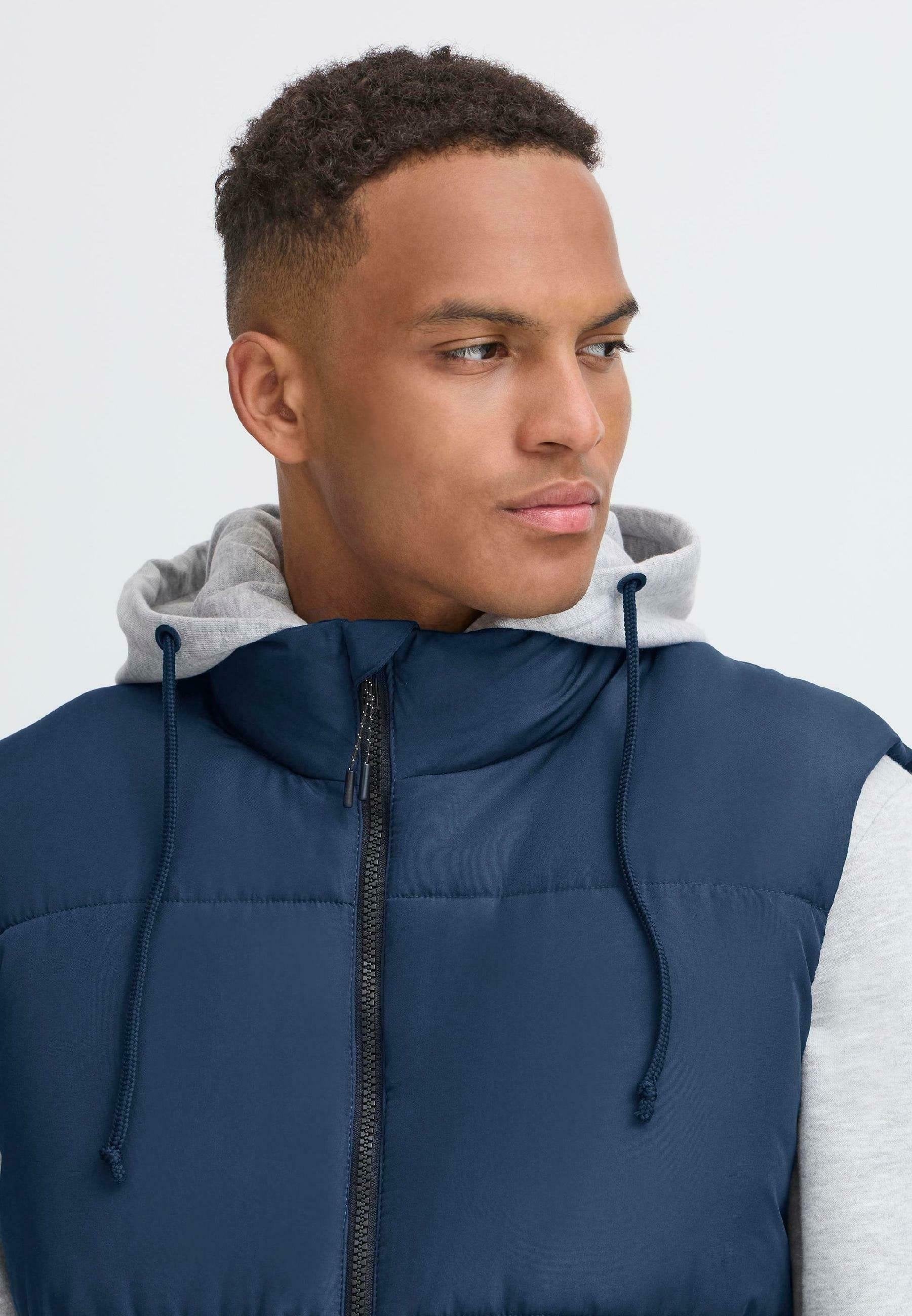 BHELWIN HOODED Media 5