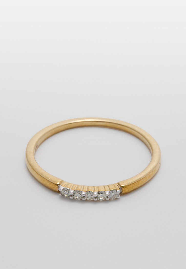 Revoni 0.07 CT DIAMOND