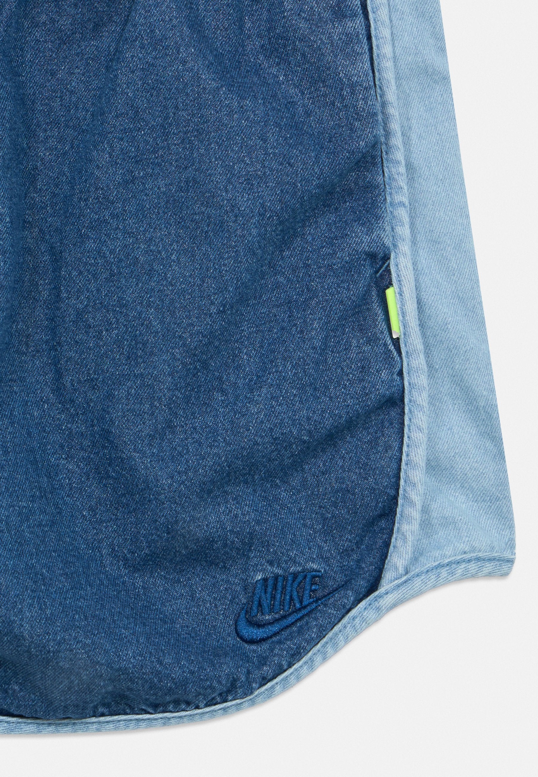 Nike Sportswear