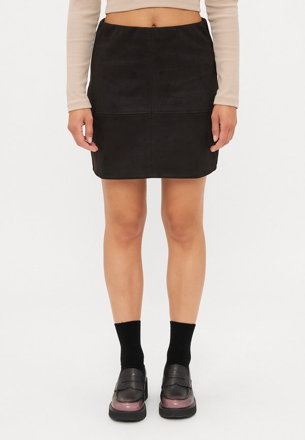 Vero Moda Petite VMKRETA SHORT SKIRT