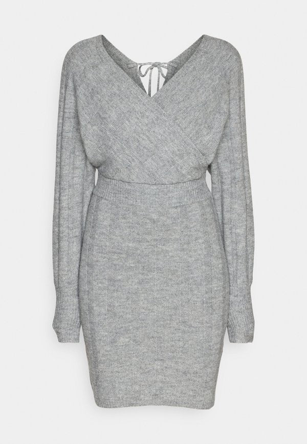 Even&Odd WIDE BATWIG SLEEVES MINI BODYCON DRESS