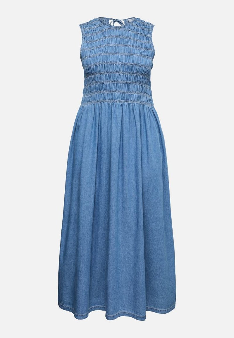 Ärmelloses blaues Denim-Midikleid mit gerafftem Oberteil und Bindeschluss am hinteren Halsausschnitt.