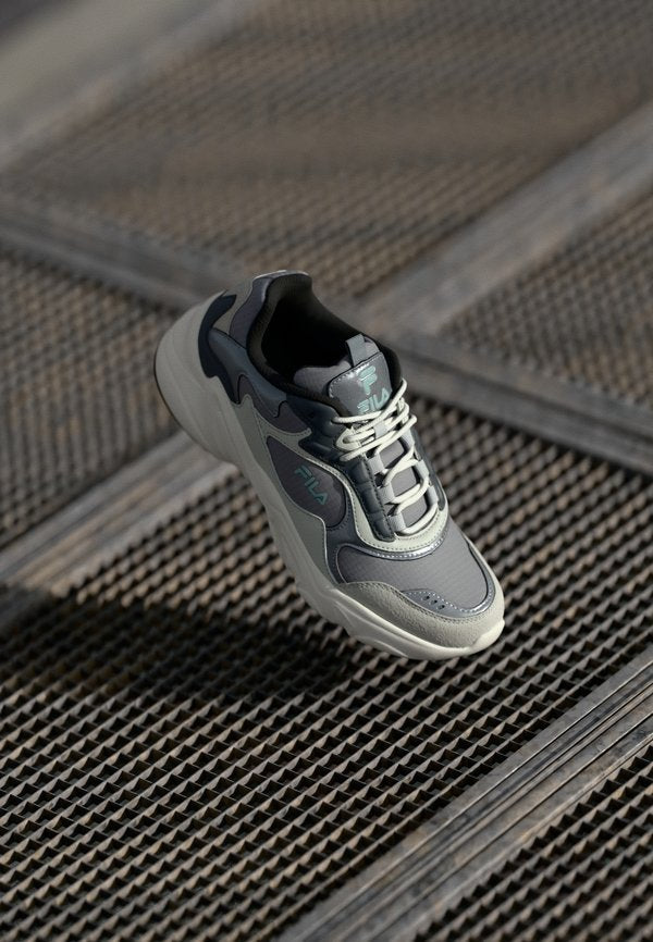 Fila COLLENE  - Trainers - gray/violet