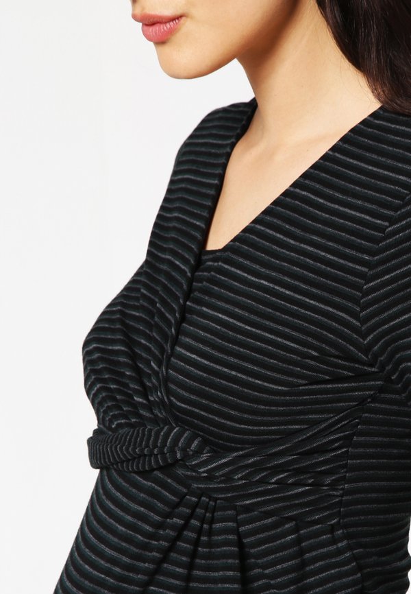Esprit Maternity