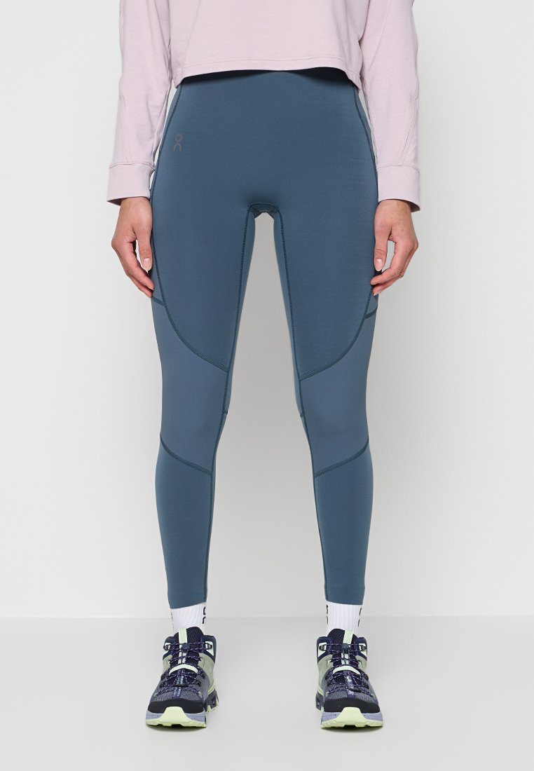 On Leggings Media 3