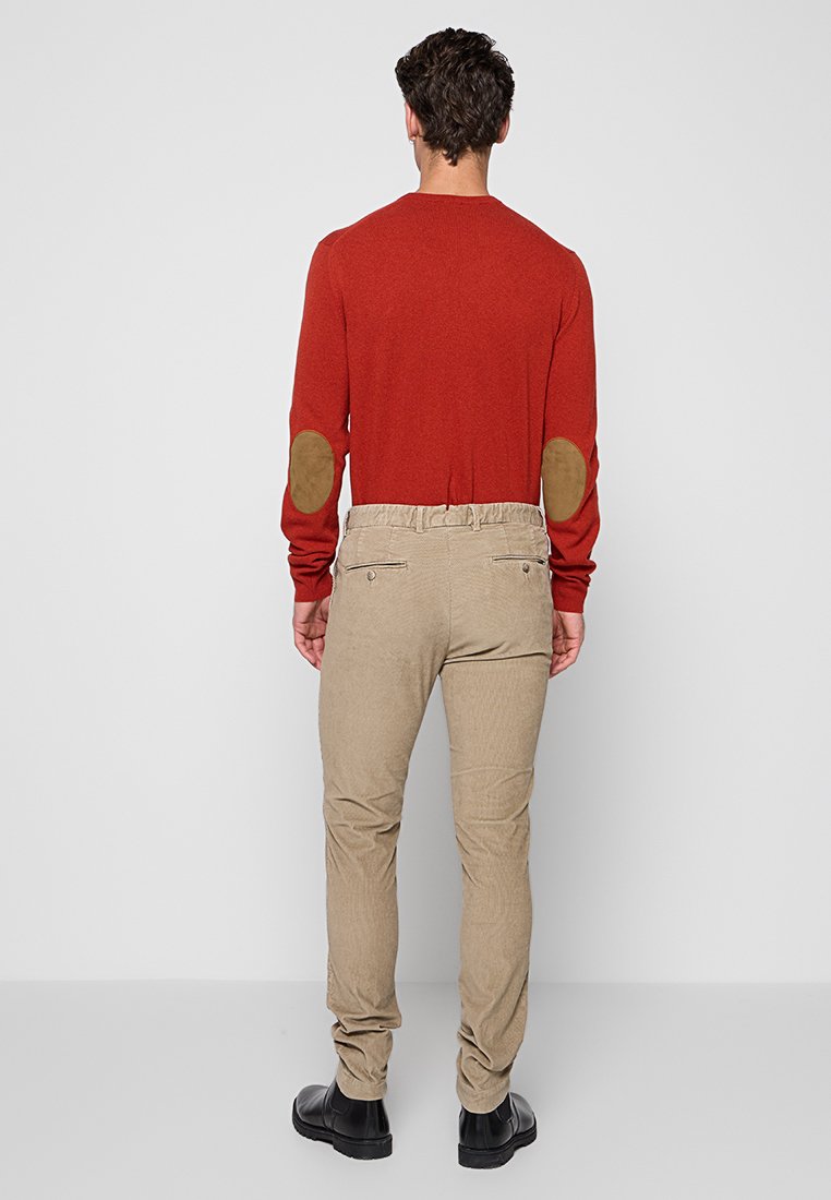 Hackett London