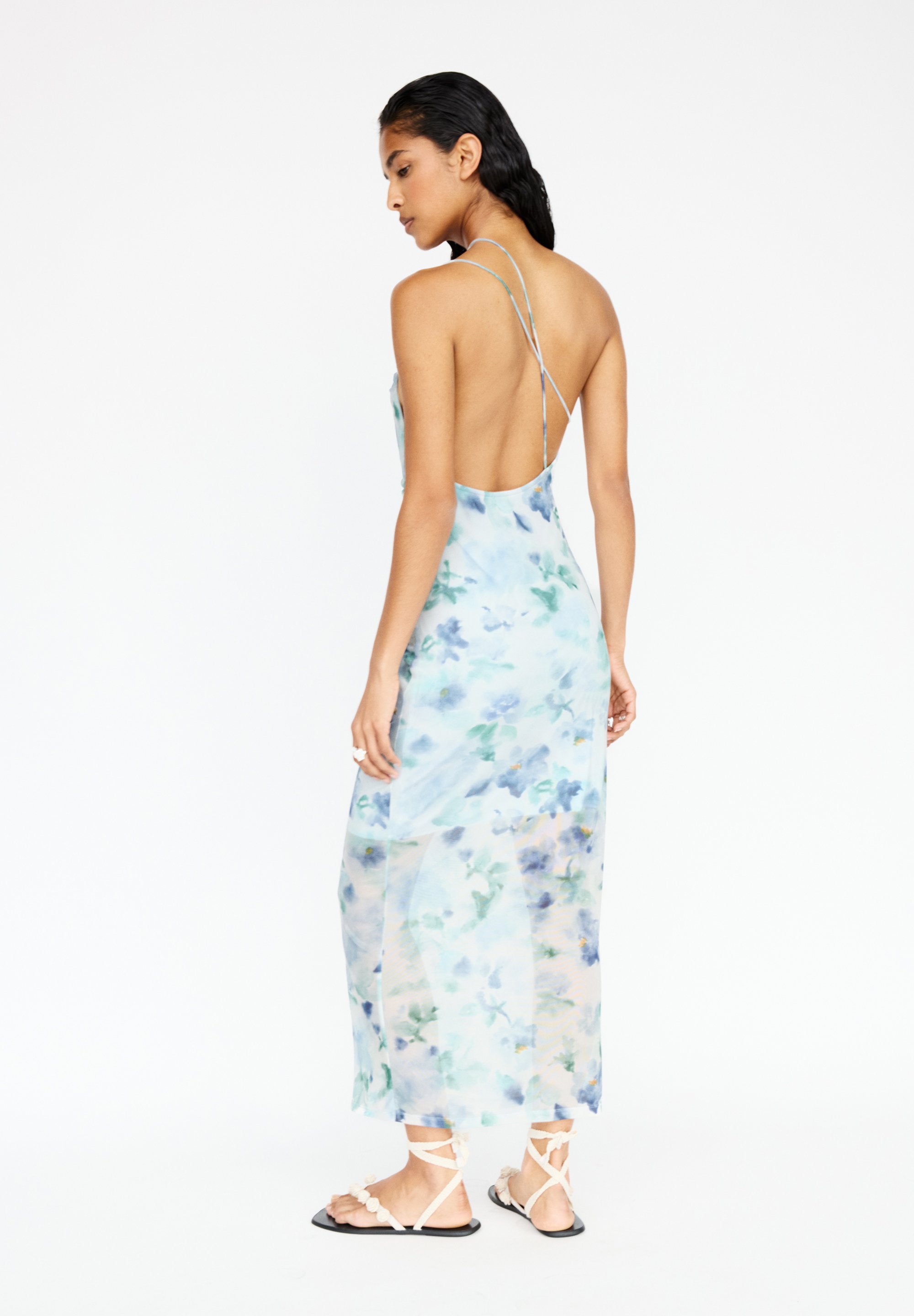 PULL&BEAR FLORAL STRAPPY