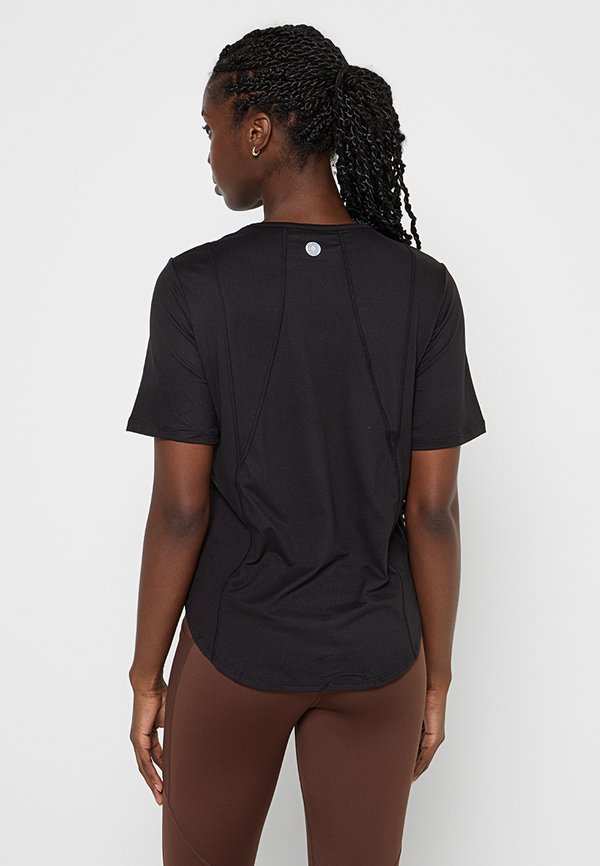 Ted Baker Sports
