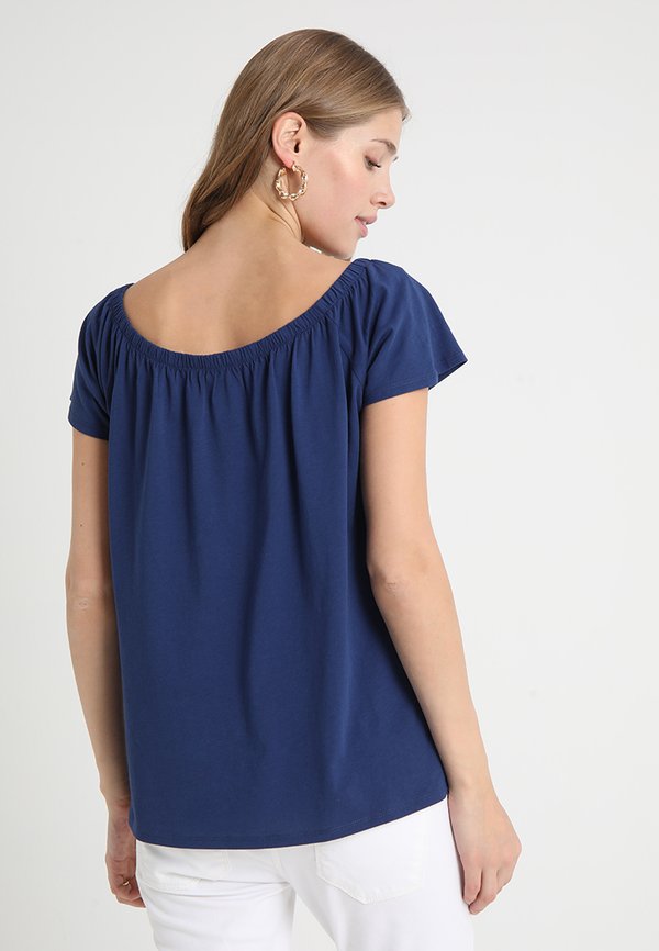 Esprit Maternity