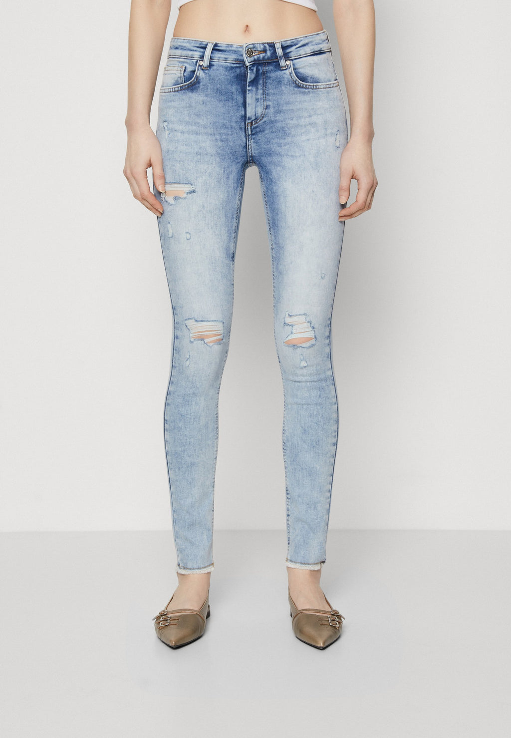 ONLBLUSH MID WAIST Media 3