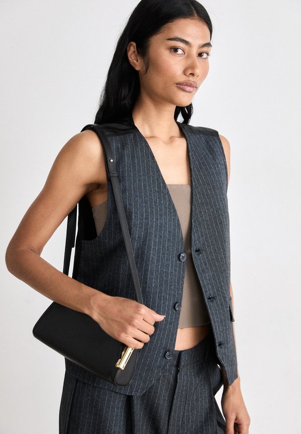 Mads Nørgaard PINSTRIPE ORLA VEST