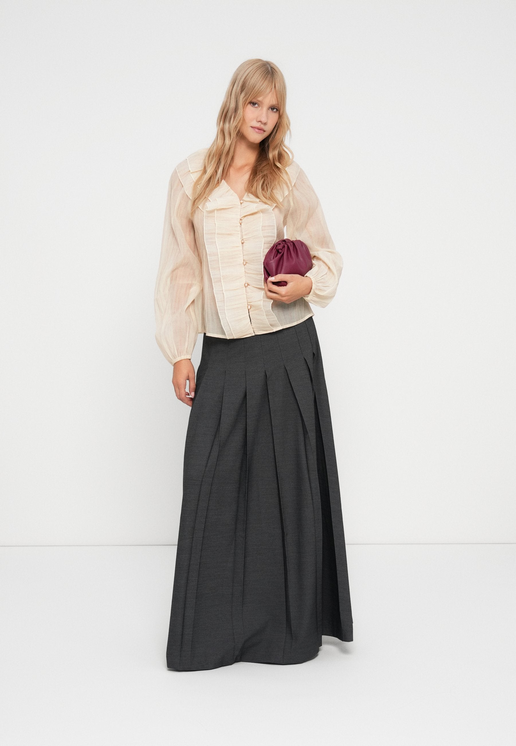 VILA VIERA RUFFLE