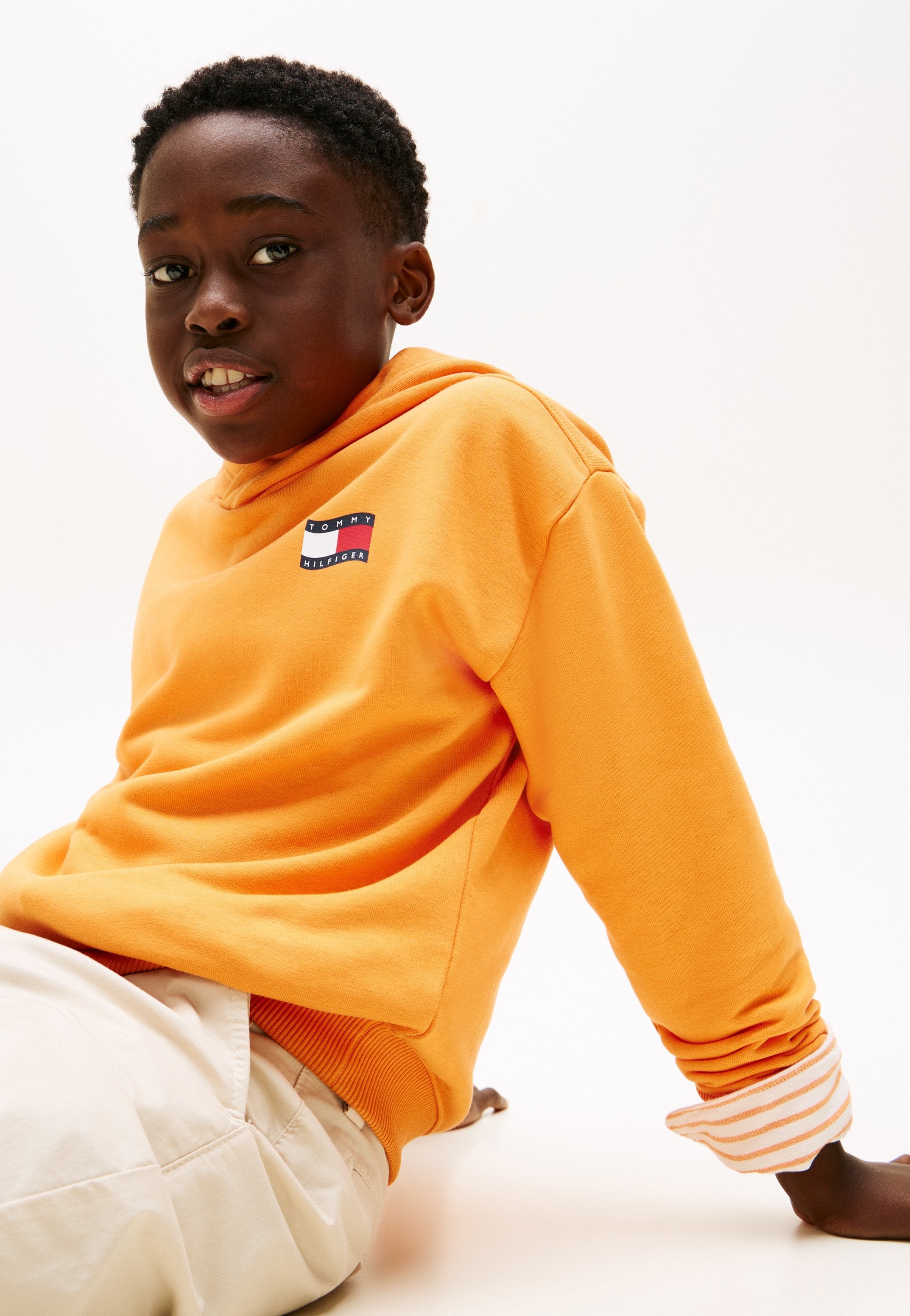 WAVY FLAG TERRY HOODY Media 5
