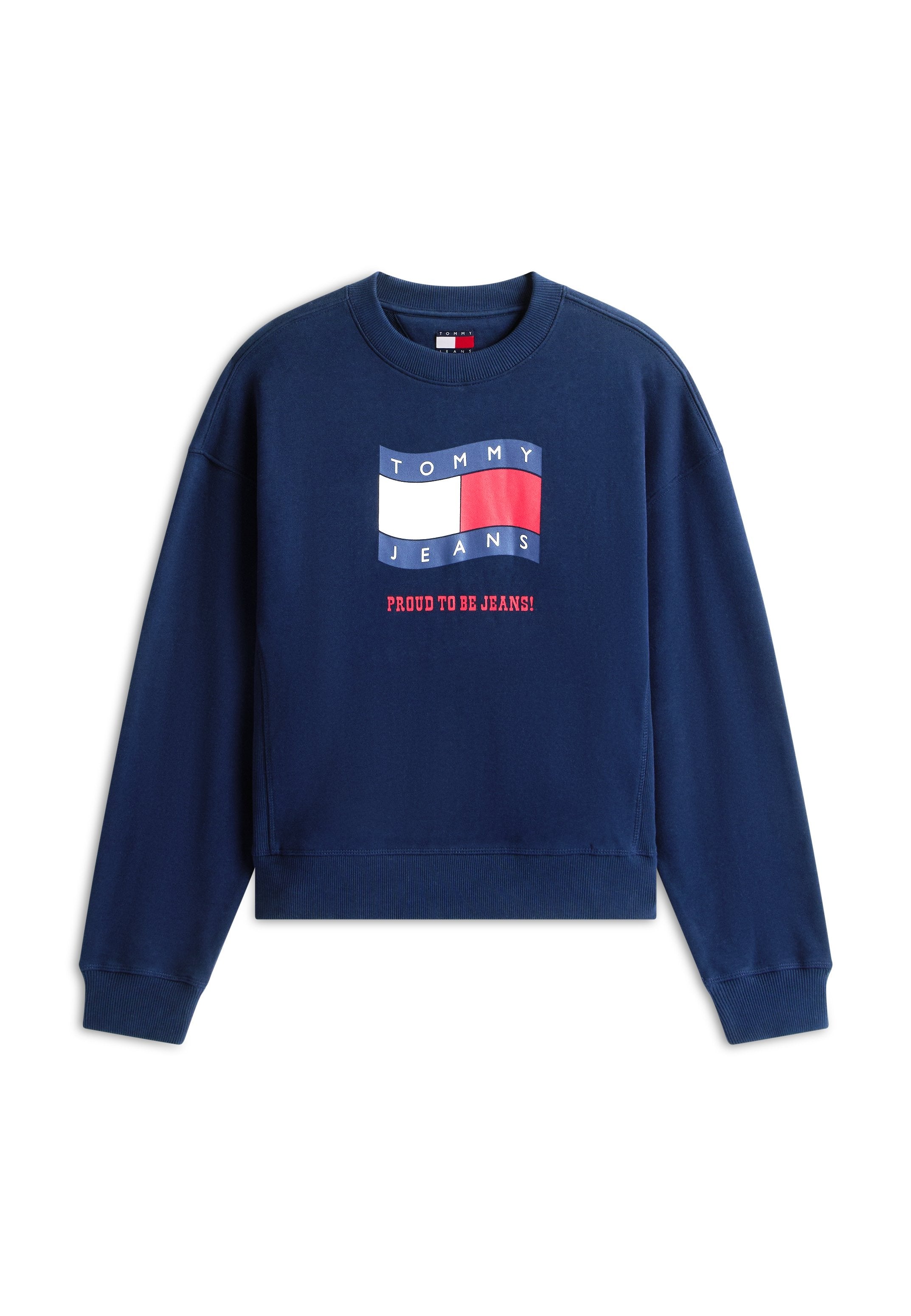 Marineblauer Sweatshirt mit Tommy Jeans-Logo in Weiß, Rot und Blau sowie rotem Text darunter mit der Aufschrift "Proud to be Jeans!"