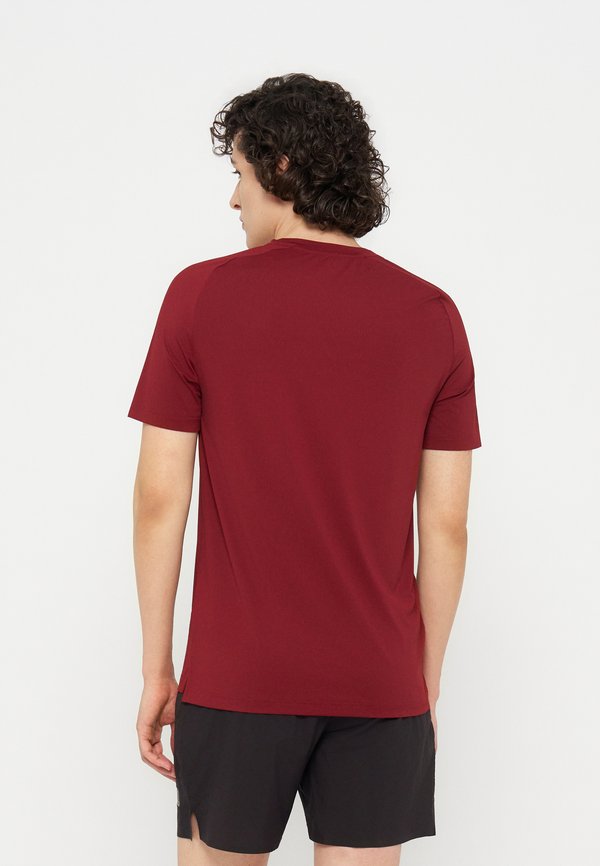 EA7 Emporio Armani