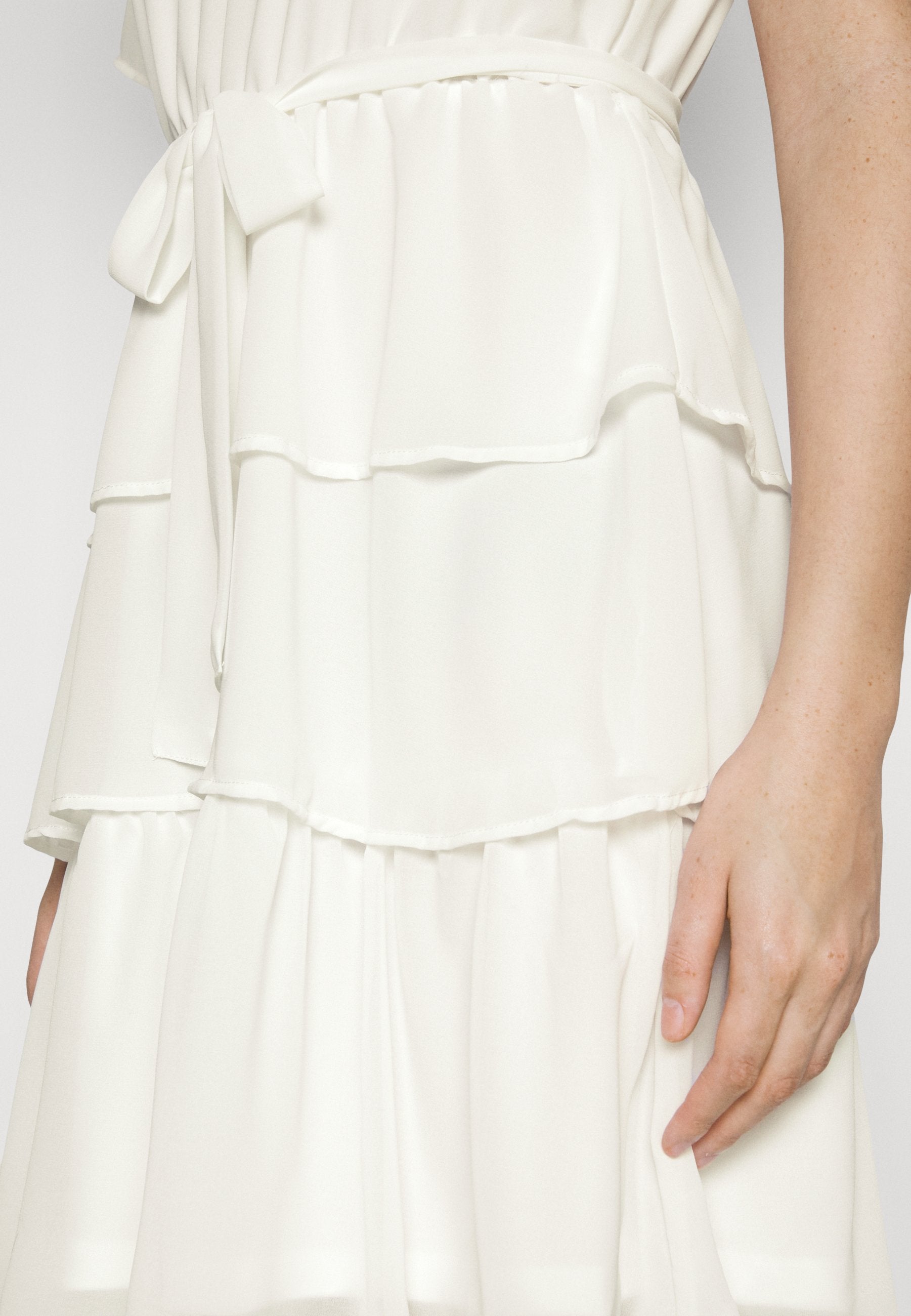 VILA VIURA V NECK SHORT LAYERED DRESS