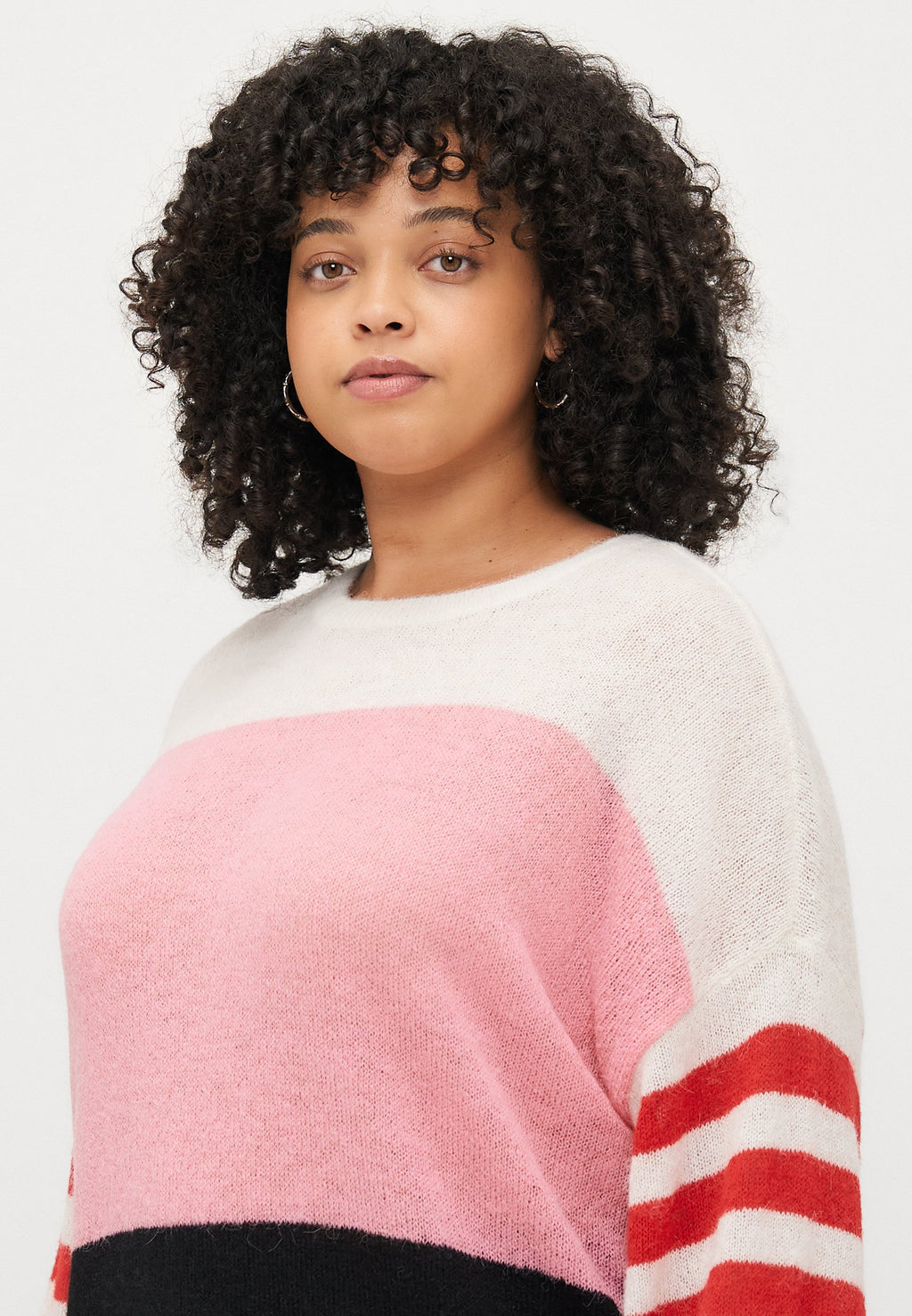 CARSUSIA LIFE O NECK  Media 5