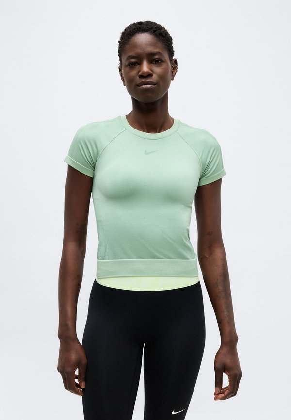 Nike Performance Sports T-shirt - steam