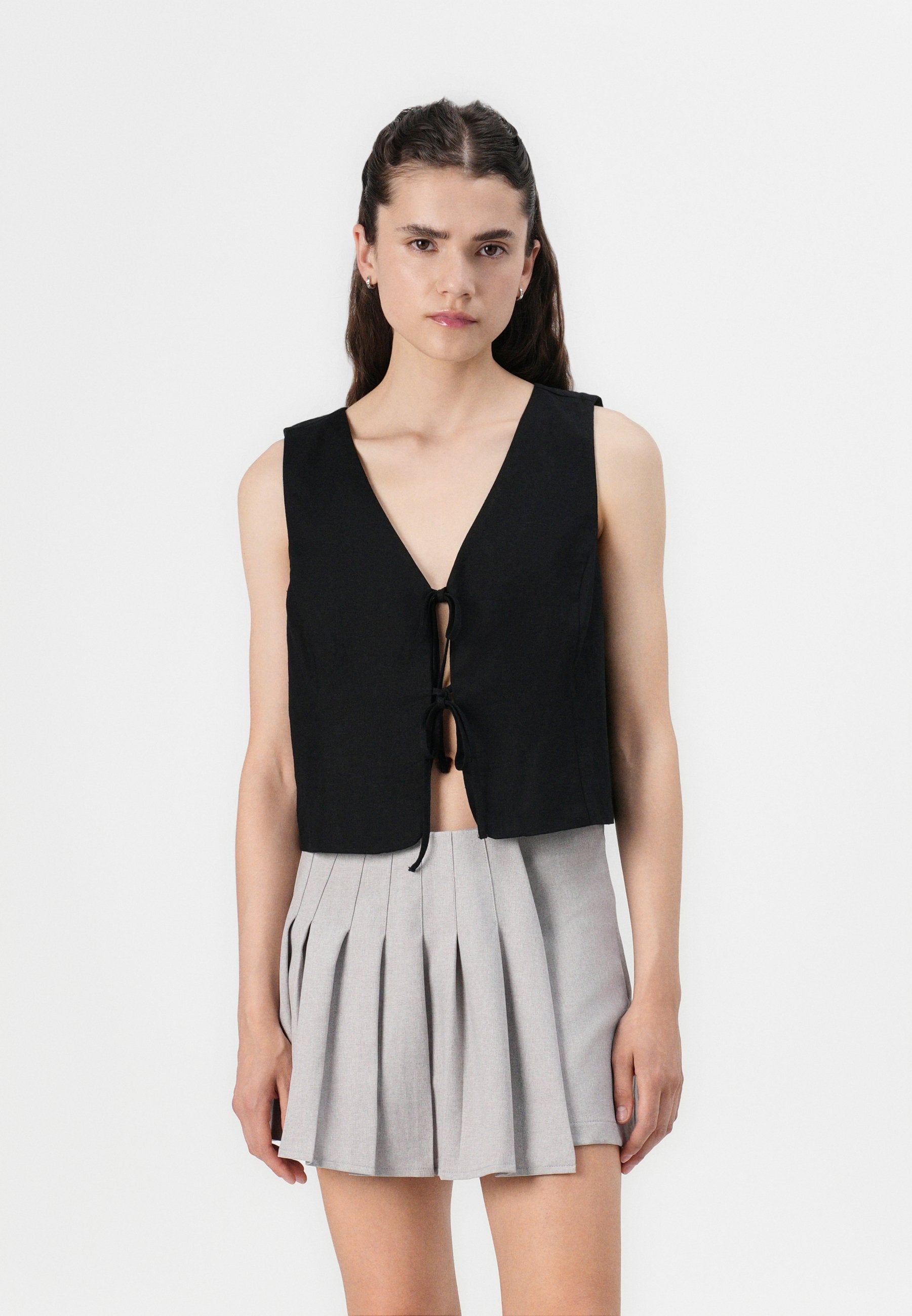 GAP TIE FRONT VEST