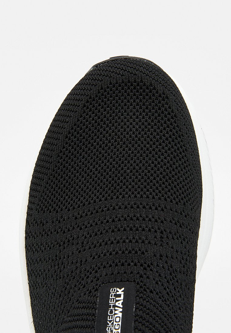 Skechers GO WALK MAX CUSHIONING ARCH FIT