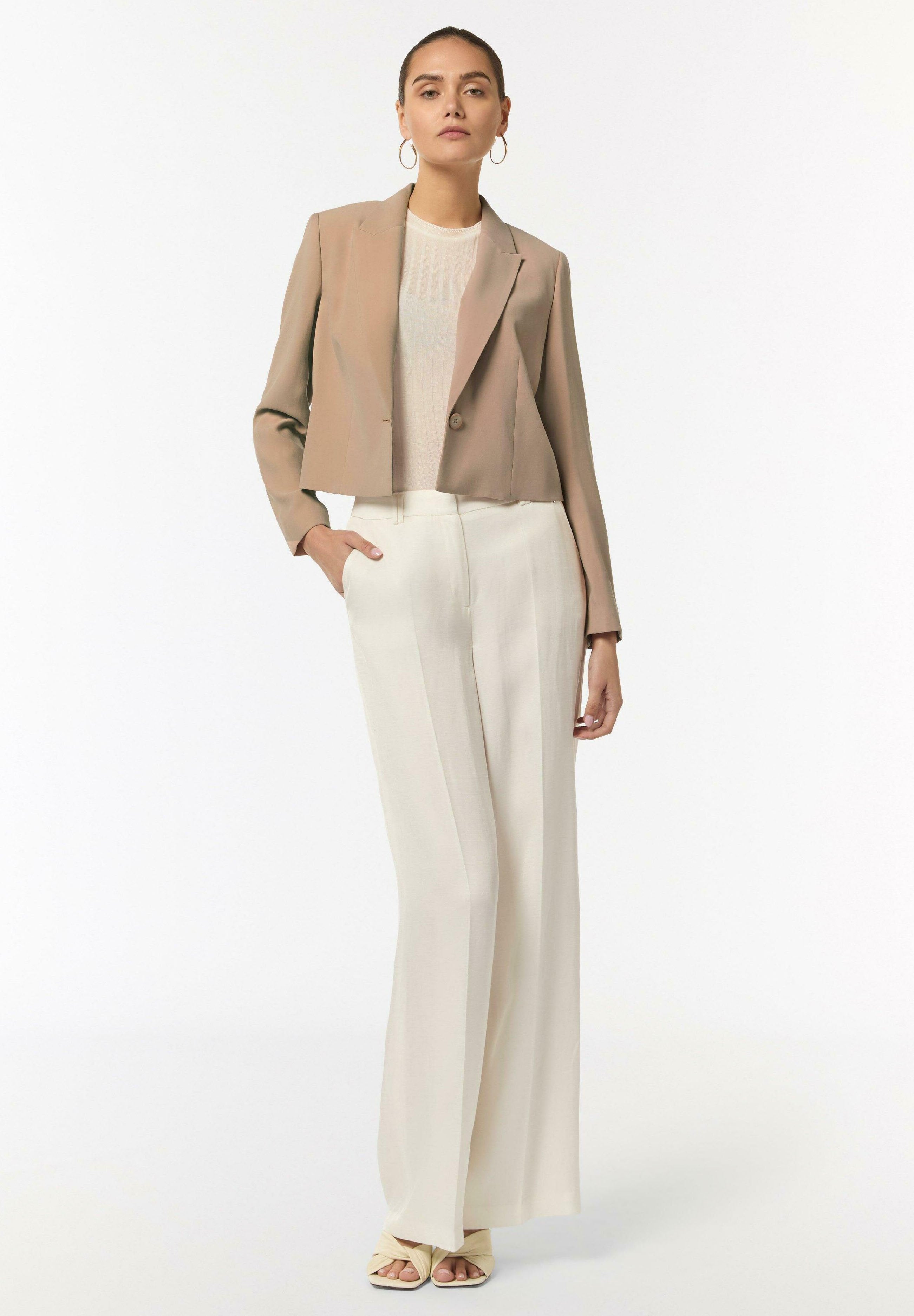 comma Blazer Media 2