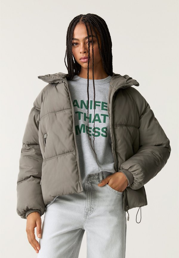 PULL&BEAR HOODED PUFFER