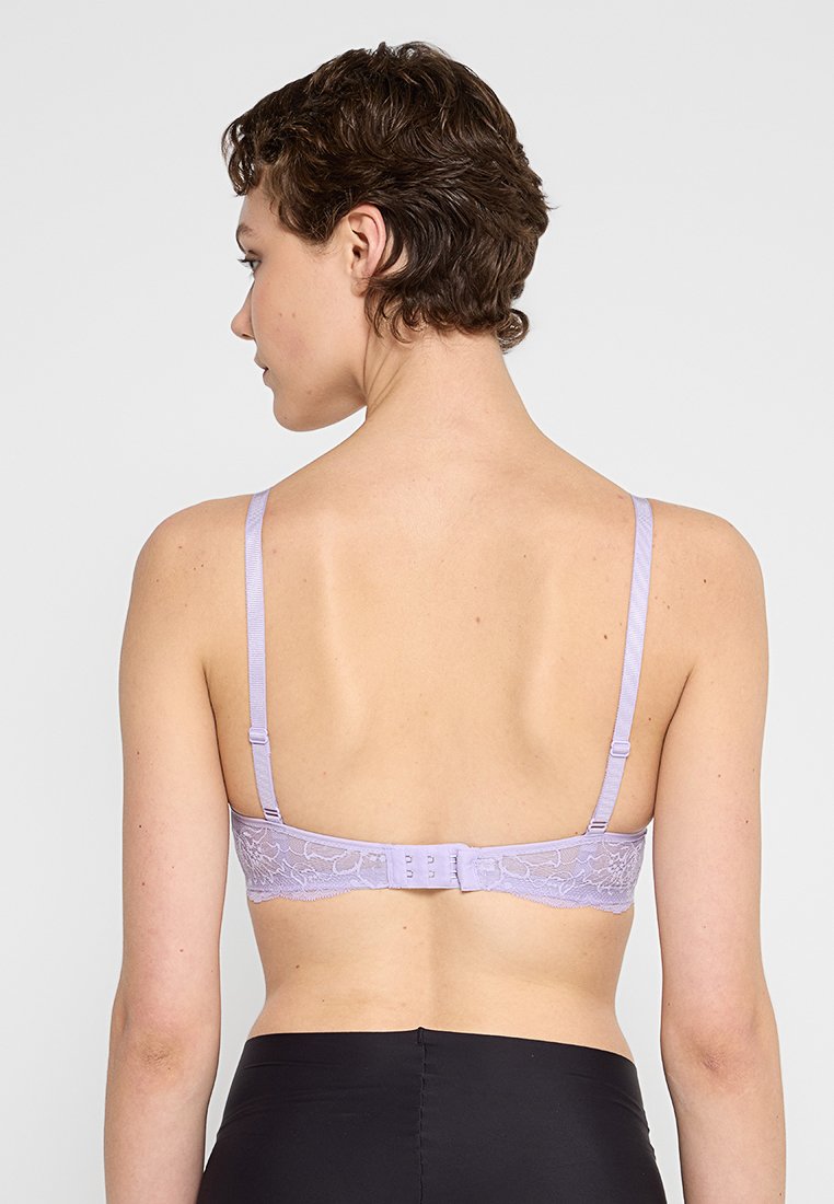 Triumph AMOURETTE CHARM