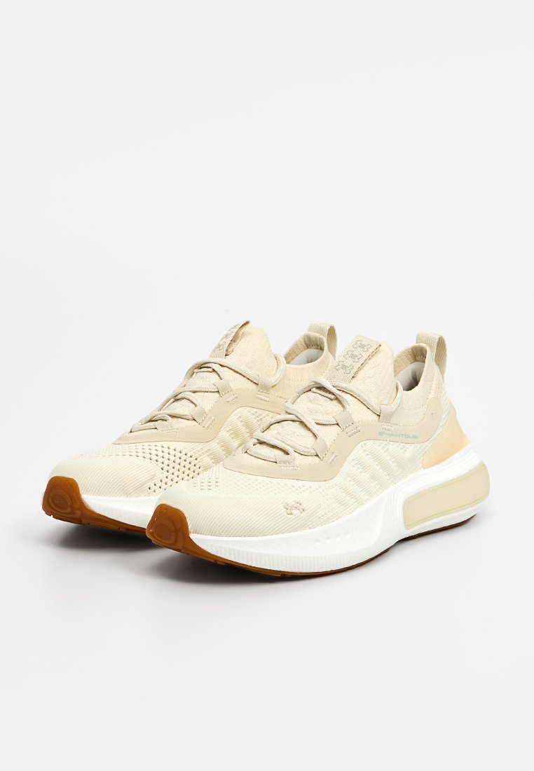 Under Armour  PHANTOM 4