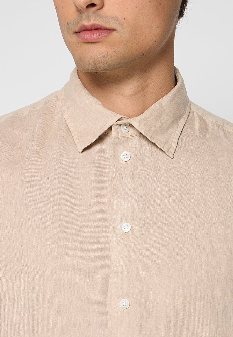 Emporio Armani REGULAR FIT