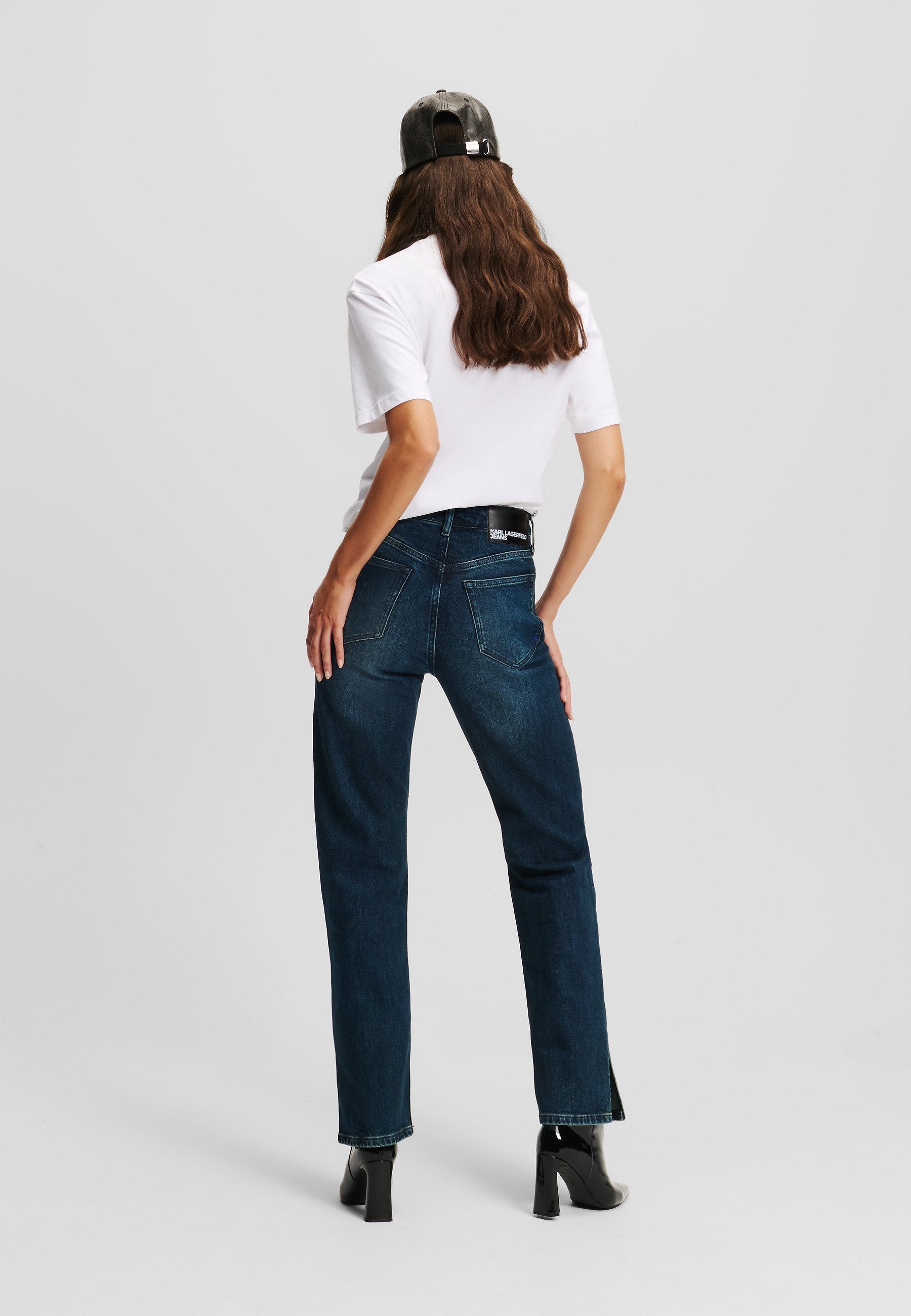 HIGH-RISE SPLIT-HEM STRAIGHT Media 4