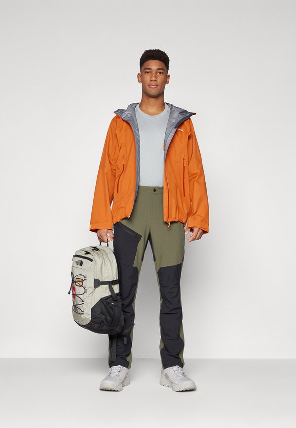 Berghaus SUMMIT SEEKER