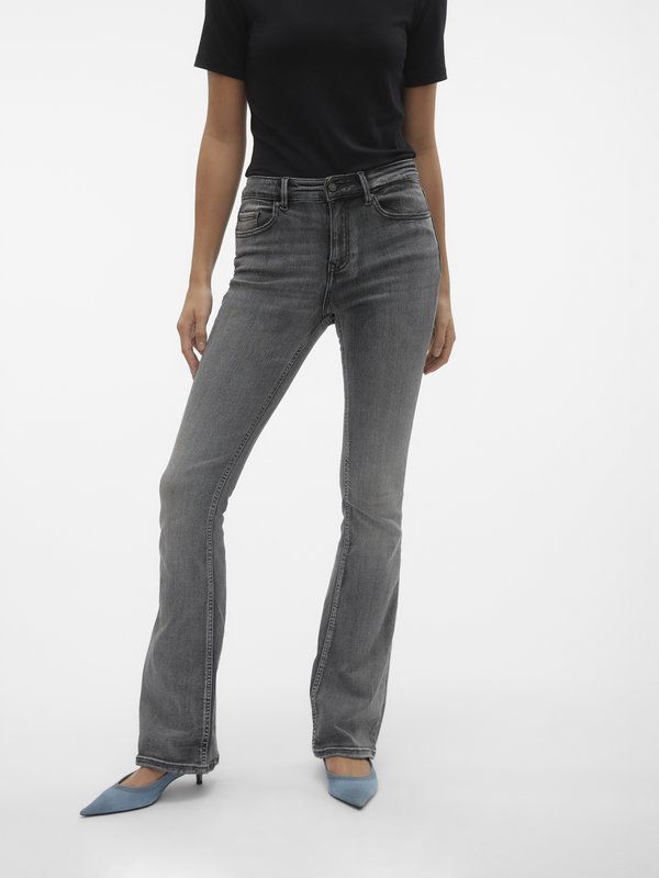 Vero Moda Flared fit VMFLASH Mid rise - Bootcut jeans - medium grey denim