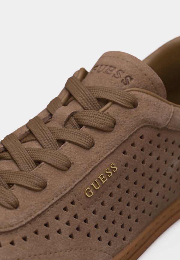 Guess NIXXTER
