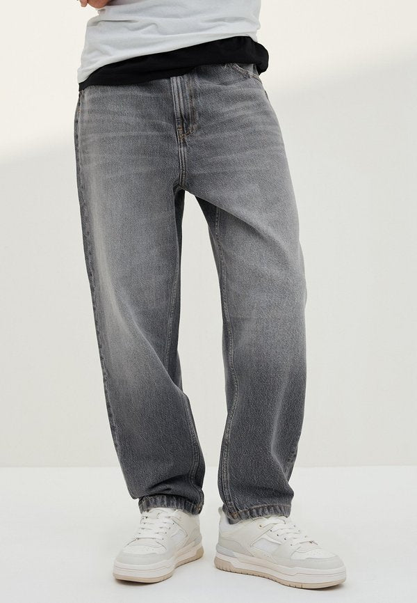 Bershka LOOSE - Relaxed fit jeans - mottled dark grey