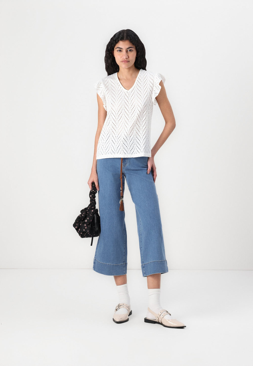 Wide-fit ONLMADISON High waist Wide Leg Fit Cropped Media 2